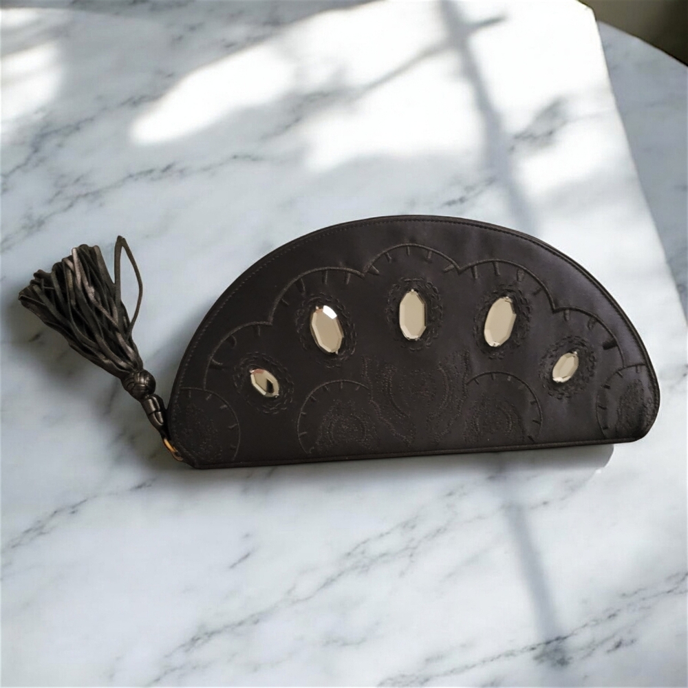 Shanghai Tang Silk Embroidered Reflective Studs Luxury Clutch w/Red Interior